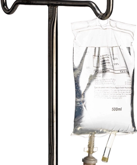 доктор держит в руке записную книгу